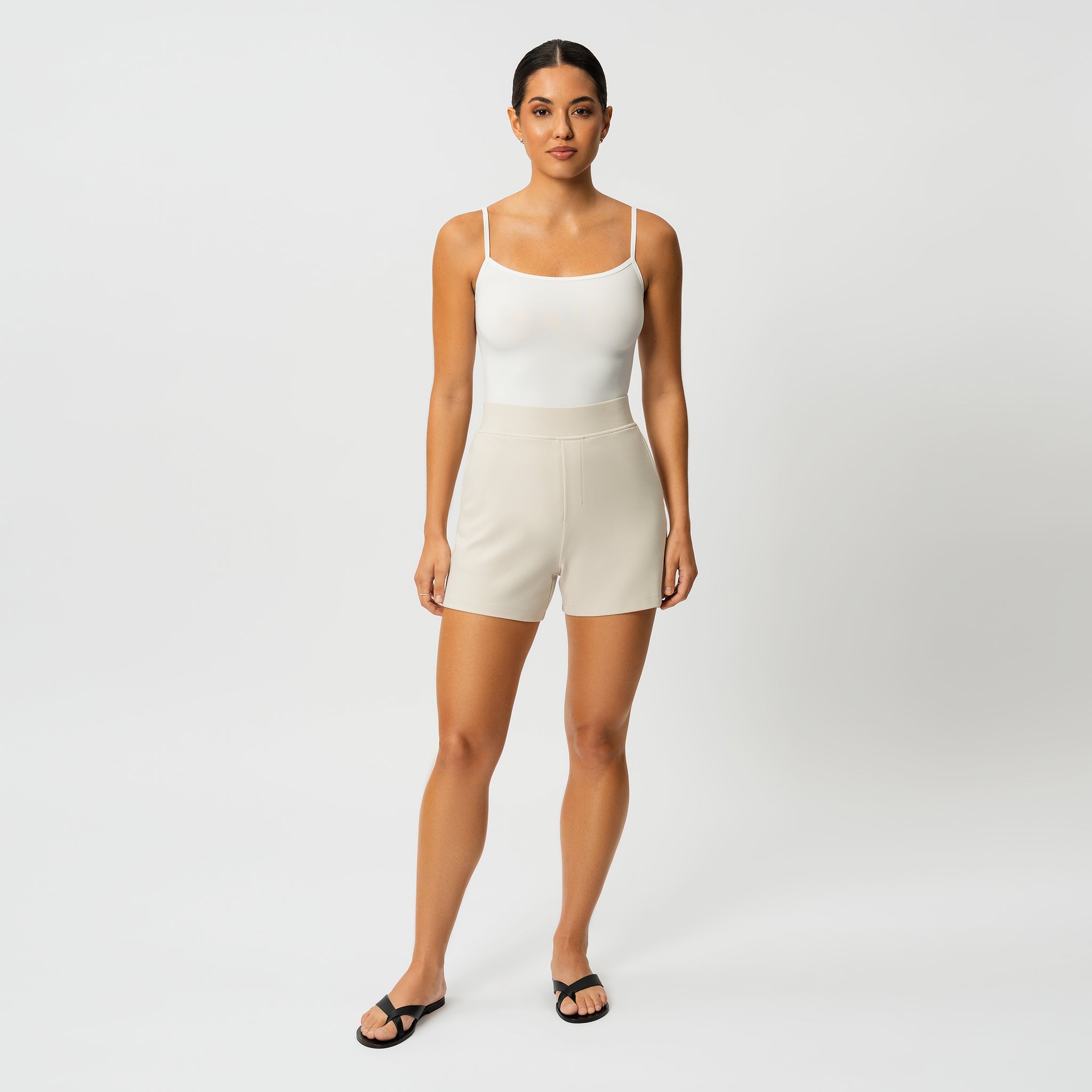 Light Ponte Shorts - Ninepine