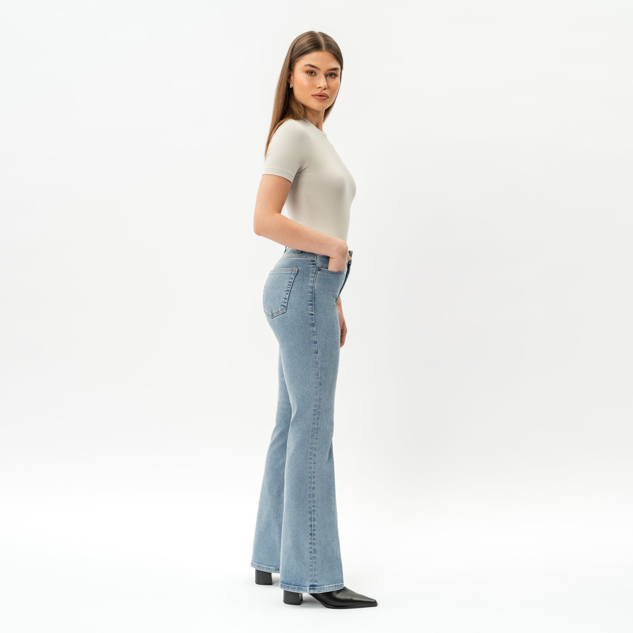 Bootcut ComfortDenim™ Jeans - Ninepine