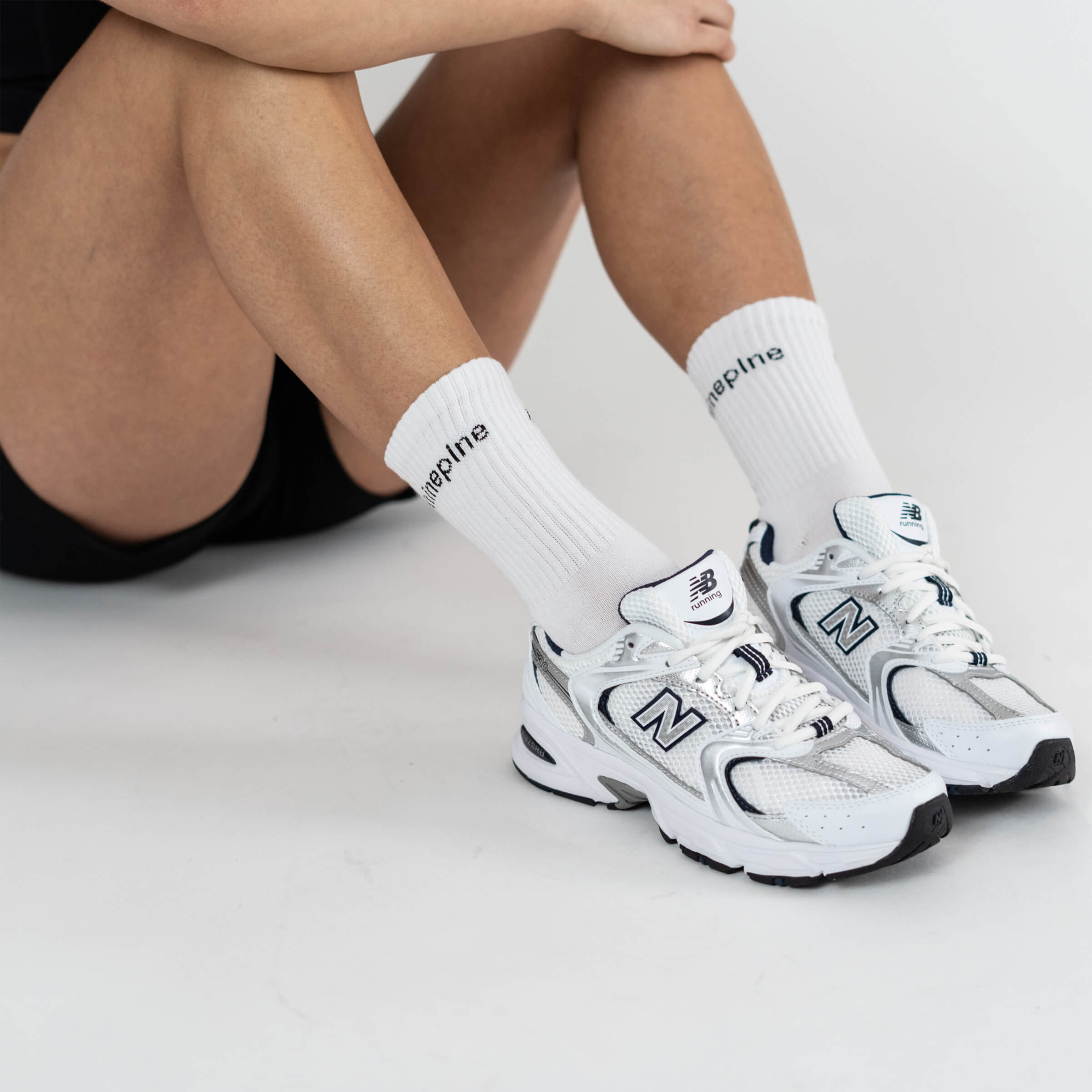 Move Move Socks - Ninepine