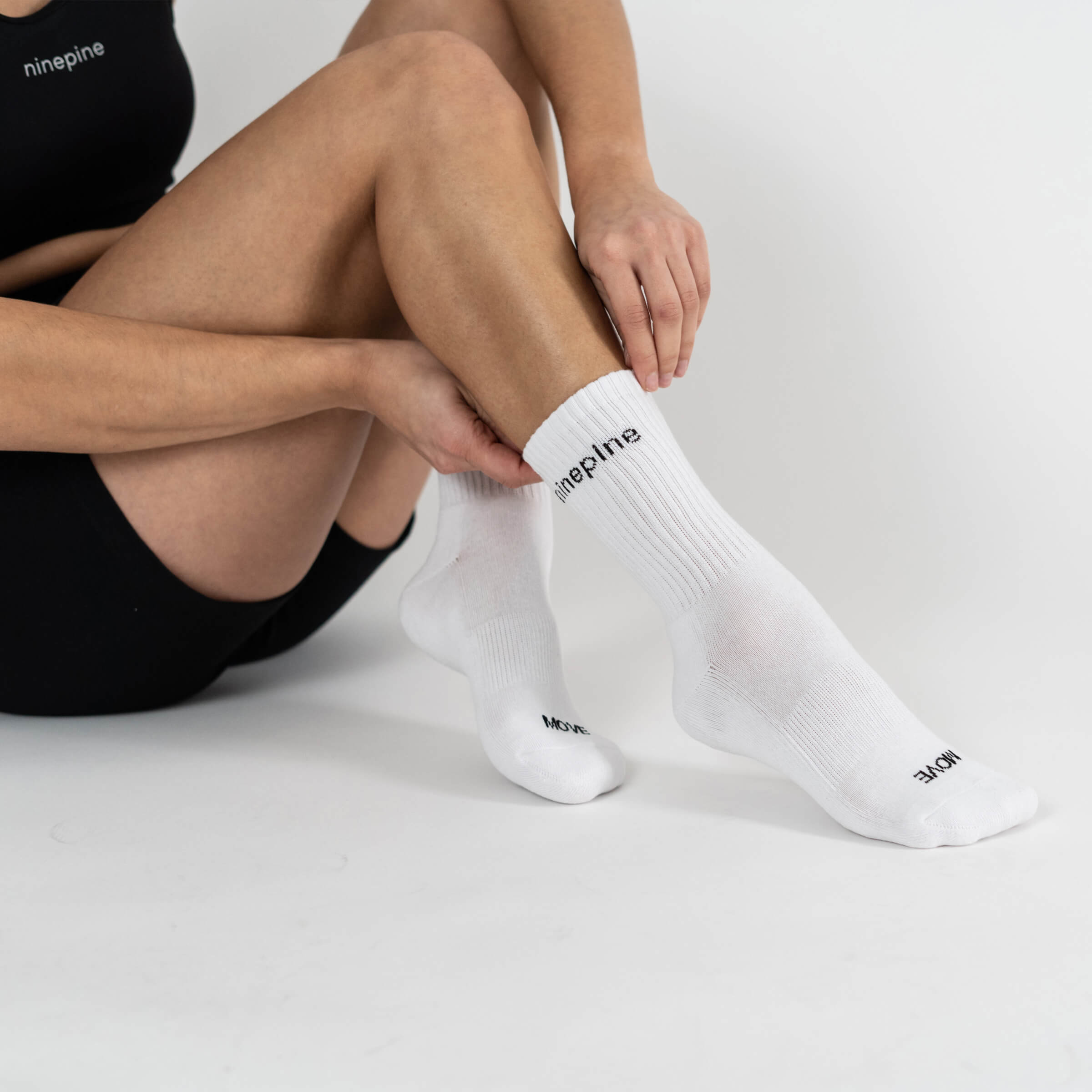 Move Move Socks - Ninepine