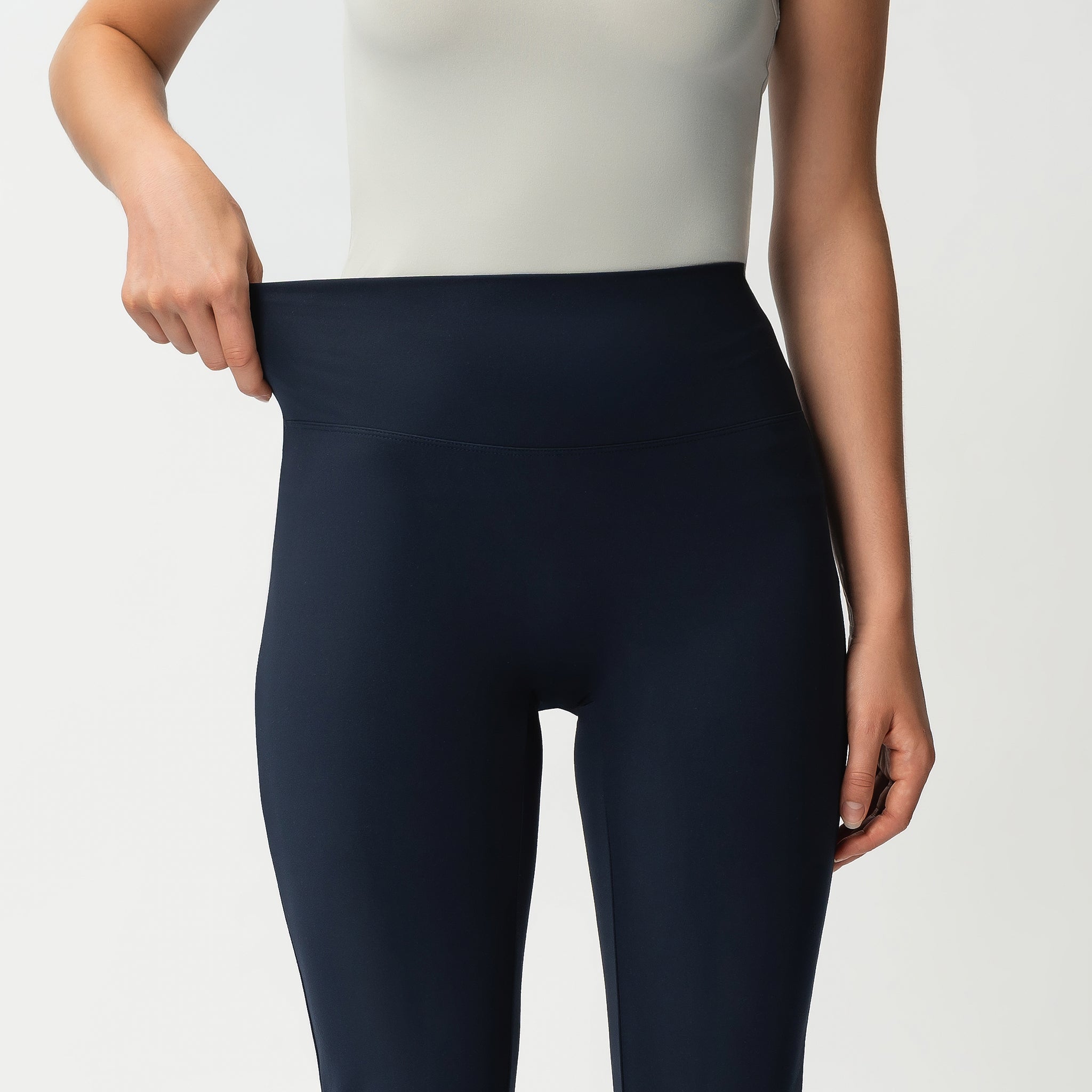 Asana Flared Legging - Ninepine