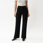 Relaxed ComfortDenim™ Jeans - Ninepine