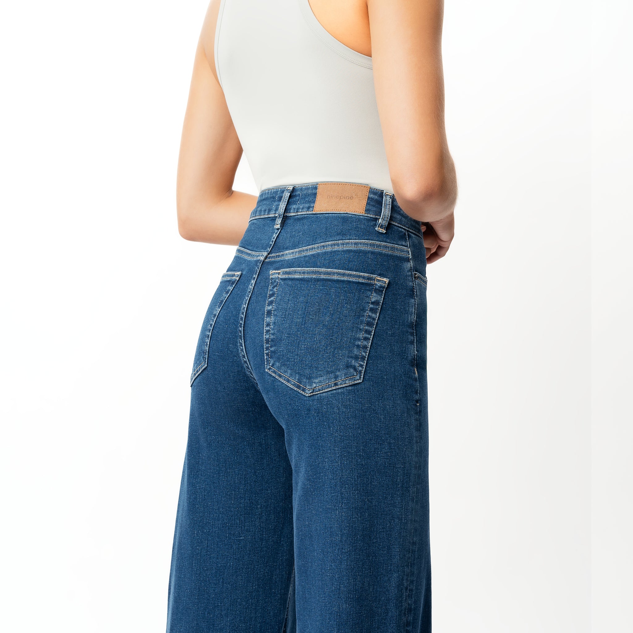 Wide ComfortDenim™ Jeans - Ninepine