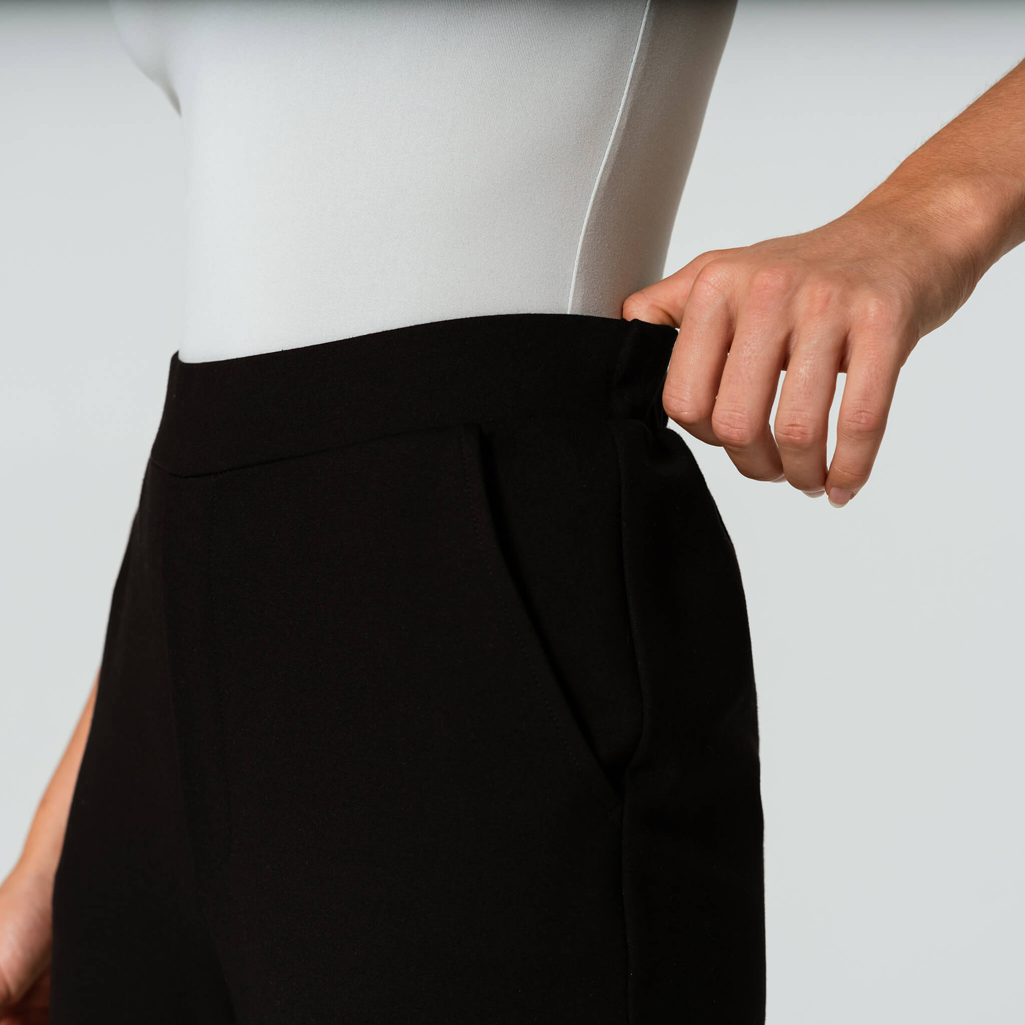 Tailored Slim Trouser - Ninepine