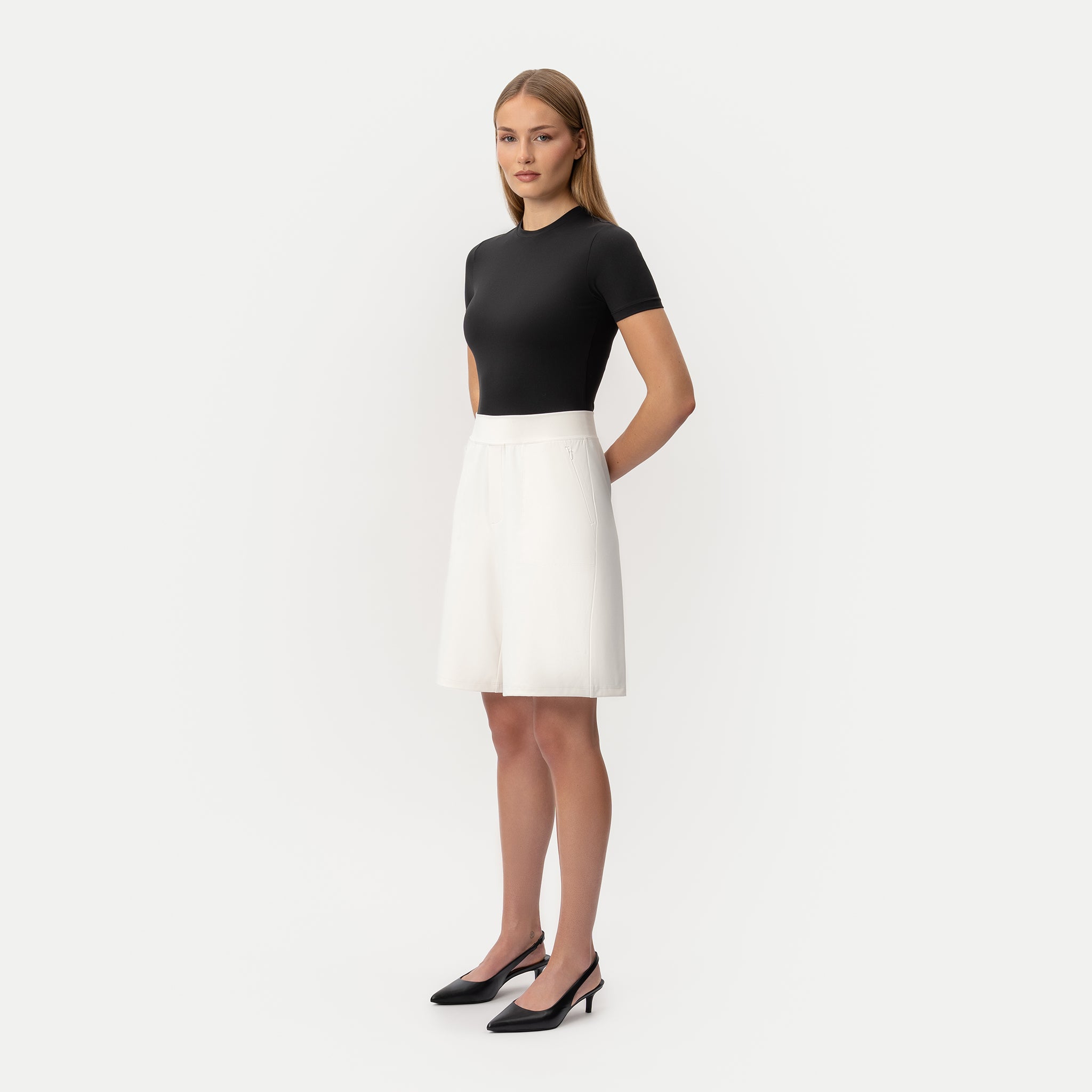 Asana Shorts - Ninepine